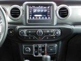 2020 Jeep Wrangler Unlimited Sahara 4x4 Controls