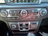 2020 Jeep Wrangler Unlimited Sahara 4x4 Controls