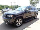 2016 Jeep Grand Cherokee Overland 4x4 Front 3/4 View