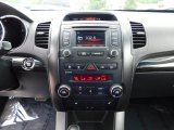 2013 Kia Sorento EX V6 AWD Controls