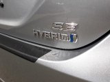 2020 Toyota Camry Hybrid SE Marks and Logos
