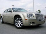 2006 Linen Gold Metallic Chrysler 300 C HEMI #13878289