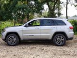Billet Silver Metallic Jeep Grand Cherokee in 2020