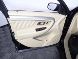 2016 Ford Taurus SE Door Panel