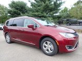 2020 Chrysler Pacifica Hybrid Touring L Front 3/4 View