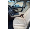 2020 Toyota Highlander Hybrid XLE AWD Harvest Beige Interior