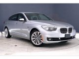 2017 BMW 5 Series 535i Gran Turismo Front 3/4 View