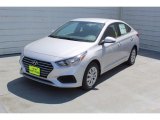 2021 Hyundai Accent SE Front 3/4 View