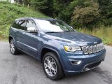 2020 Jeep Grand Cherokee Overland 4x4 Front 3/4 View