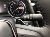 2020 Toyota Camry SE AWD Controls