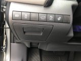 2020 Toyota Camry SE AWD Controls