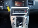 2017 Volvo V60 T5 Controls