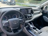 2021 Toyota Highlander Hybrid Limited AWD Graphite Interior