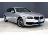 2020 BMW 5 Series 530i Sedan Front 3/4 View