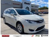 2020 Luxury White Pearl Chrysler Pacifica Limited #139752619