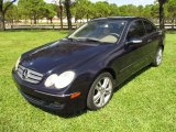 2007 Mercedes-Benz CLK 350 Coupe Front 3/4 View