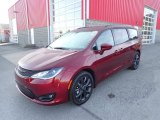 2020 Velvet Red Pearl Chrysler Pacifica Touring L #139819238