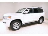 2017 Toyota Land Cruiser 4WD Front 3/4 View