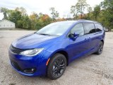 2020 Chrysler Pacifica Launch Edition AWD Front 3/4 View