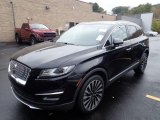 2019 Lincoln MKC Black Label AWD Front 3/4 View