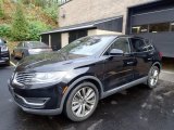 2018 Lincoln MKX Reserve AWD Front 3/4 View