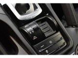 2017 Porsche Cayenne Platinum Edition Controls