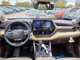 2021 Toyota Highlander Limited AWD Dashboard