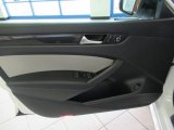 2014 Volkswagen Passat 1.8T Sport Door Panel