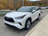 2021 Toyota Highlander Hybrid Limited AWD Front 3/4 View
