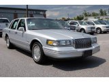 1997 Silver Frost Pearl Metallic Lincoln Town Car Signature #13892143