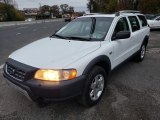 2006 Volvo XC70 AWD Front 3/4 View