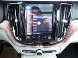 2021 Volvo XC60 T5 AWD Momentum Controls
