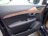 2021 Volvo XC90 T6 AWD Momentum Door Panel