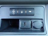2017 Chevrolet Traverse LS AWD Controls