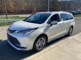 2021 Toyota Sienna Limited AWD Hybrid Front 3/4 View