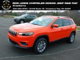 2021 Spitfire Orange Jeep Cherokee Latitude Lux 4x4 #140201290