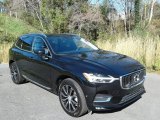 2018 Volvo XC60 T5 AWD Inscription Front 3/4 View