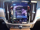 2017 Volvo S90 T6 AWD Controls
