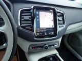 2021 Volvo XC90 T8 eAWD Inscription Plug-in Hybrid Controls