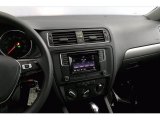 2018 Volkswagen Jetta S Controls