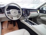 2021 Volvo XC60 T5 AWD Momentum Blonde/Charcoal Interior