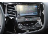 2017 Mitsubishi Outlander GT 3.0 S-AWC Controls