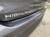 2021 Toyota Highlander XLE AWD Marks and Logos