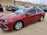 2021 Ruby Flare Pearl Toyota Camry LE #140504588