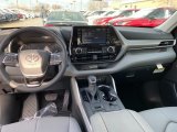 2021 Toyota Highlander XLE AWD Dashboard