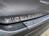 2021 Toyota Highlander Hybrid Limited AWD Marks and Logos