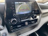 2021 Toyota Highlander Limited AWD Controls