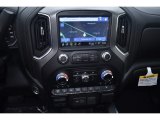 2021 GMC Sierra 3500HD Denali Crew Cab 4WD Controls