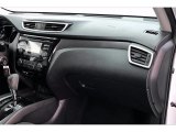 2016 Nissan Rogue S Dashboard