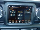 2021 Jeep Wrangler Unlimited Sahara Altitude 4x4 Controls